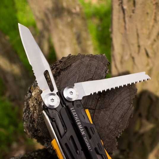 Leatherman Signal two saws