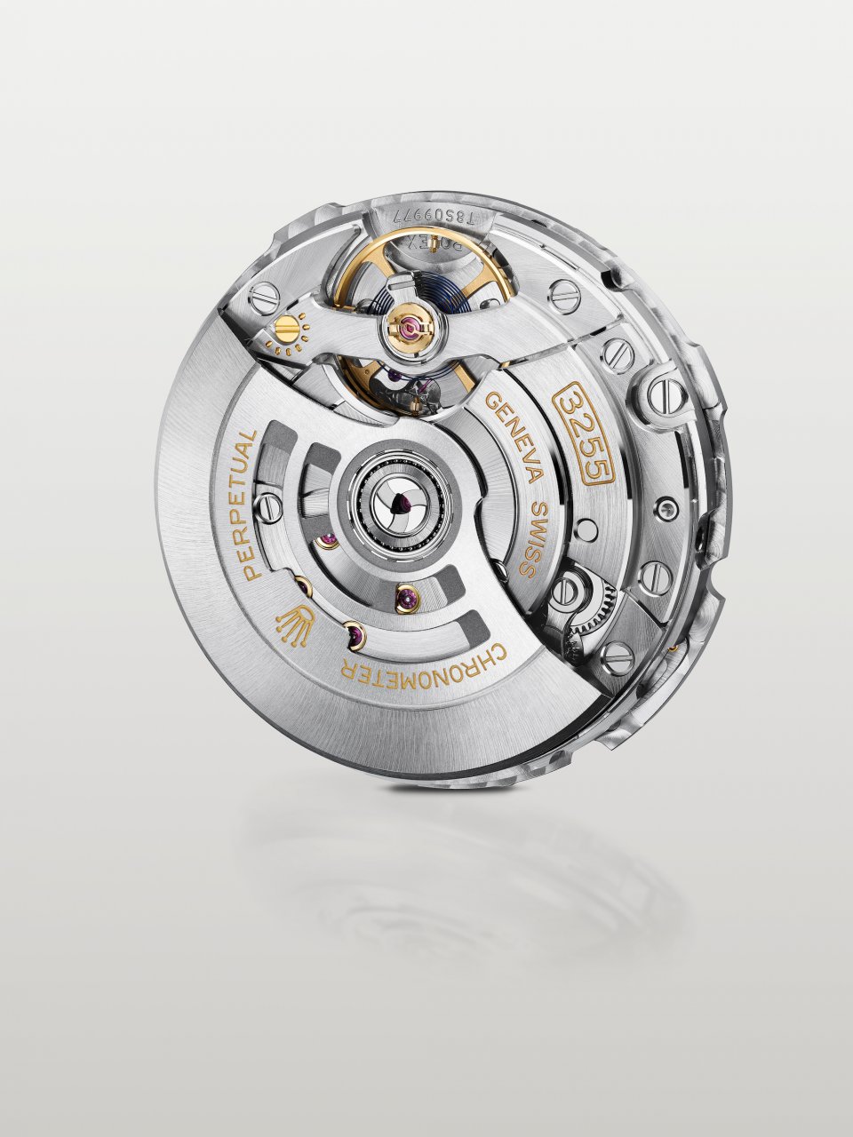 Архівне зображення перших мануфактурних механізмів Rolex на робочому столі женевського майстра