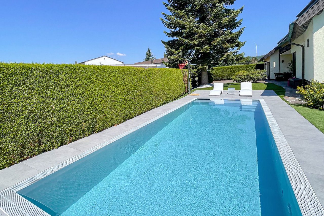 Imperial Pools         Imperial Pools       -